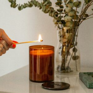 Candela Artigianale al Miele e Vaniglia